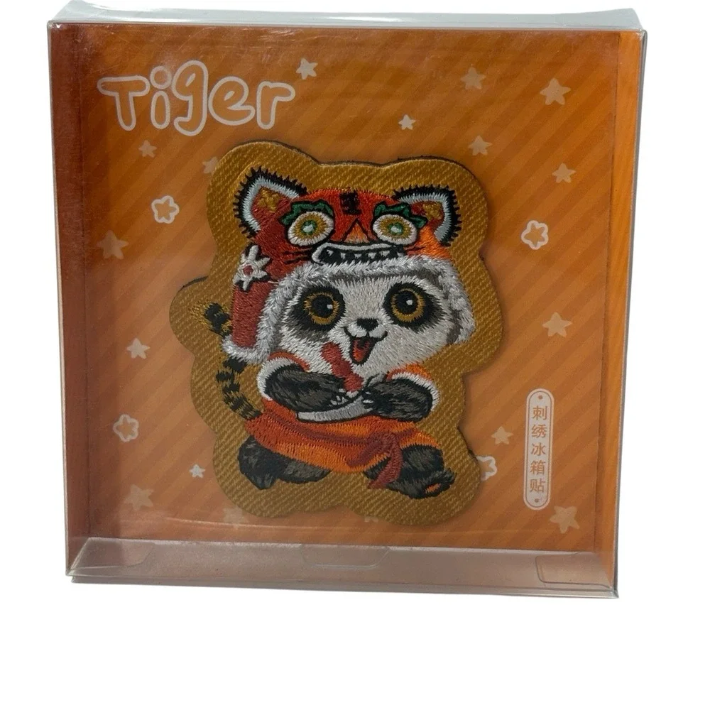 NIB Panda Bear‎ Magnet Tiger Embroidery Figural Anime Big Eye Cartoon Animal